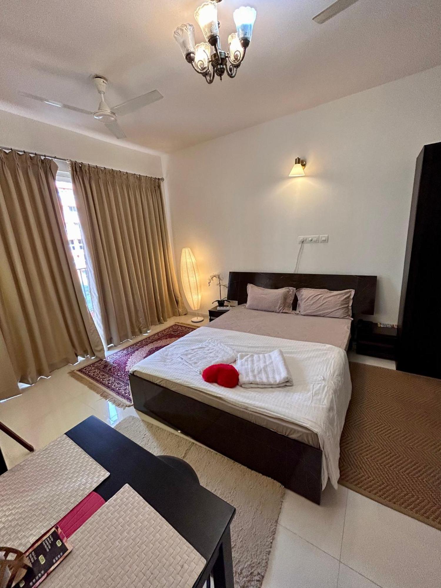 Good Stay Pool View Stylish Studio Apartment,6Km From Airport, 307 Dabolim Dış mekan fotoğraf